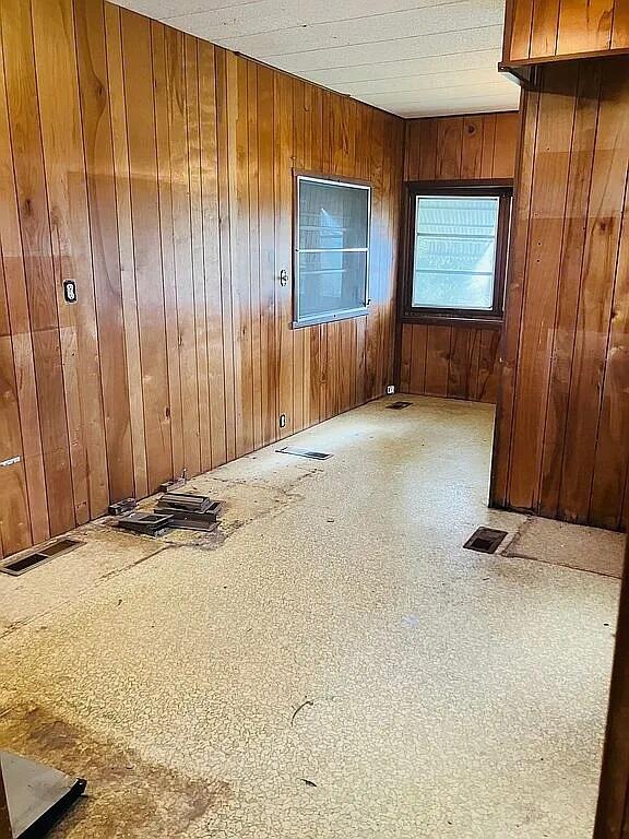 NORTHERN PINES MOBILE HOME PARK 4 - Residential