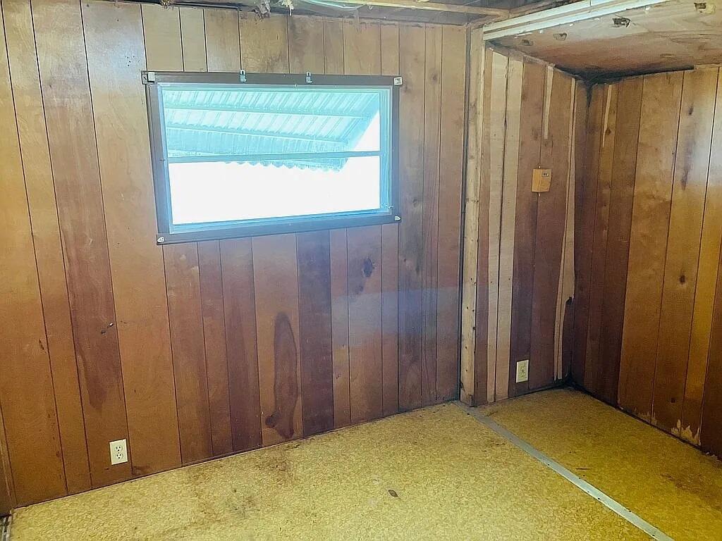 NORTHERN PINES MOBILE HOME PARK 4 - Residential