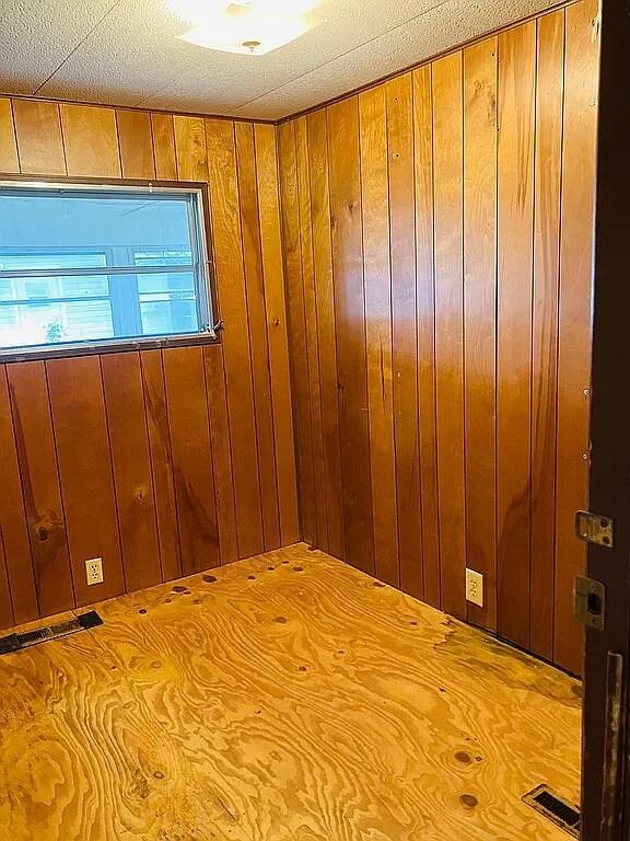 NORTHERN PINES MOBILE HOME PARK 4 - Residential