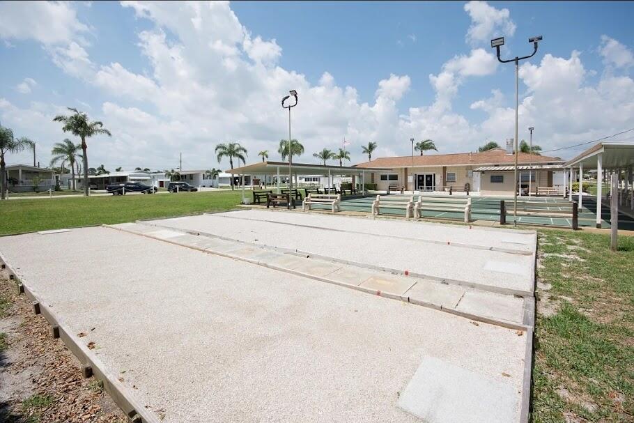NORTHERN PINES MOBILE HOME PARK 4 - Residential