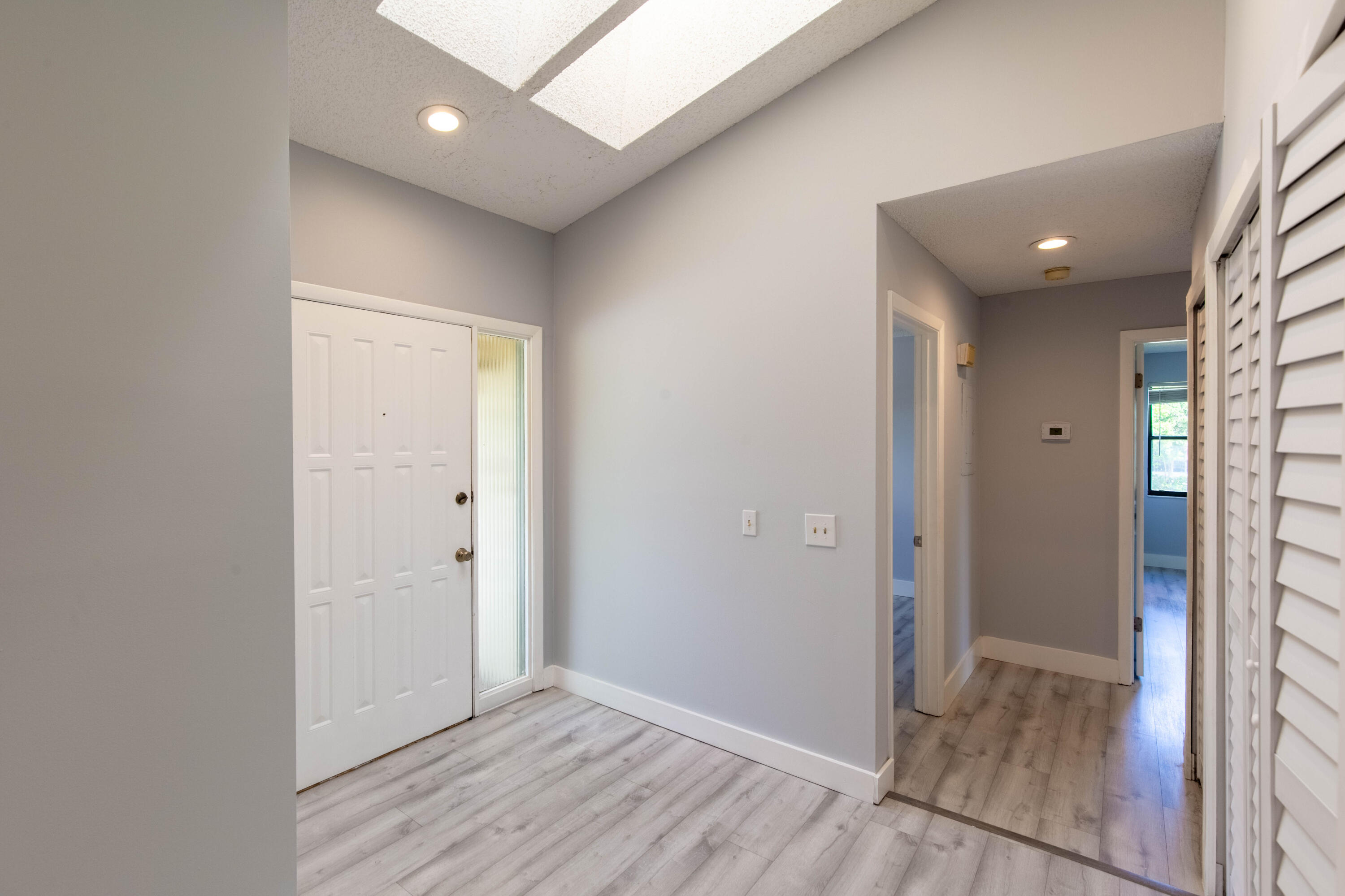 SHEFFIELD WOODS AT WELLINGTON CONDO - Residential