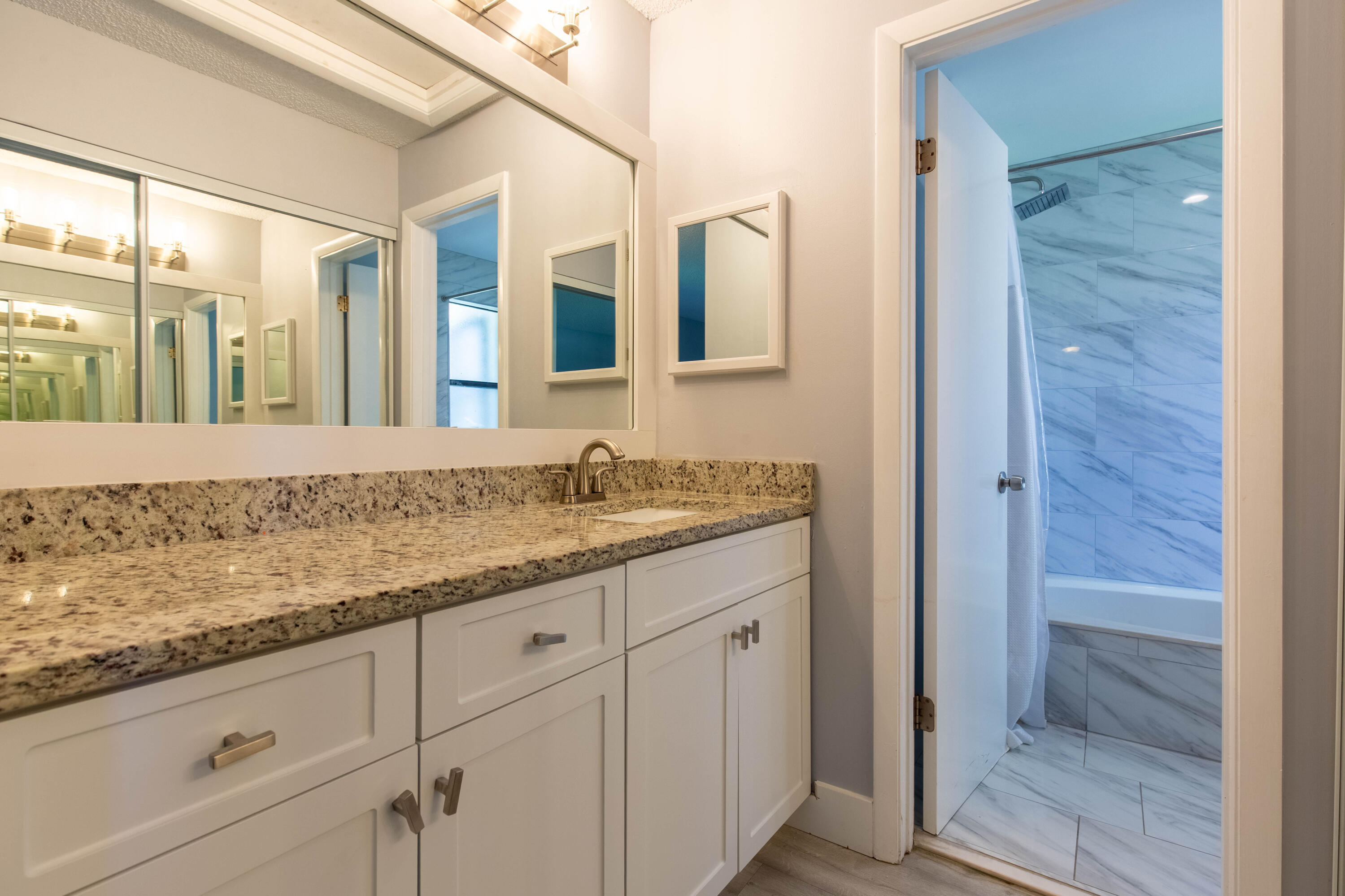 SHEFFIELD WOODS AT WELLINGTON CONDO - Residential