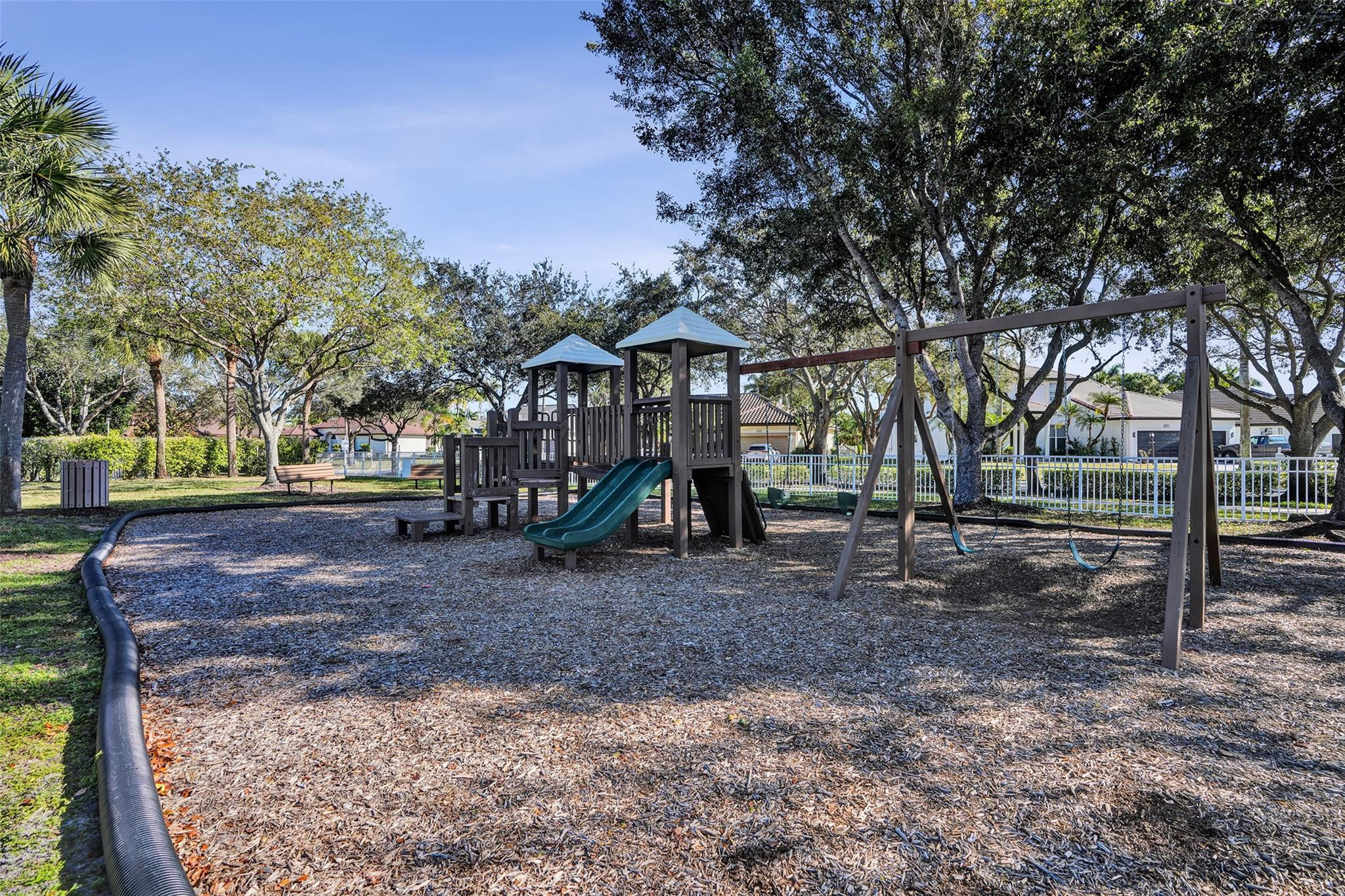 Stoneridge Lake Estates - Residential
