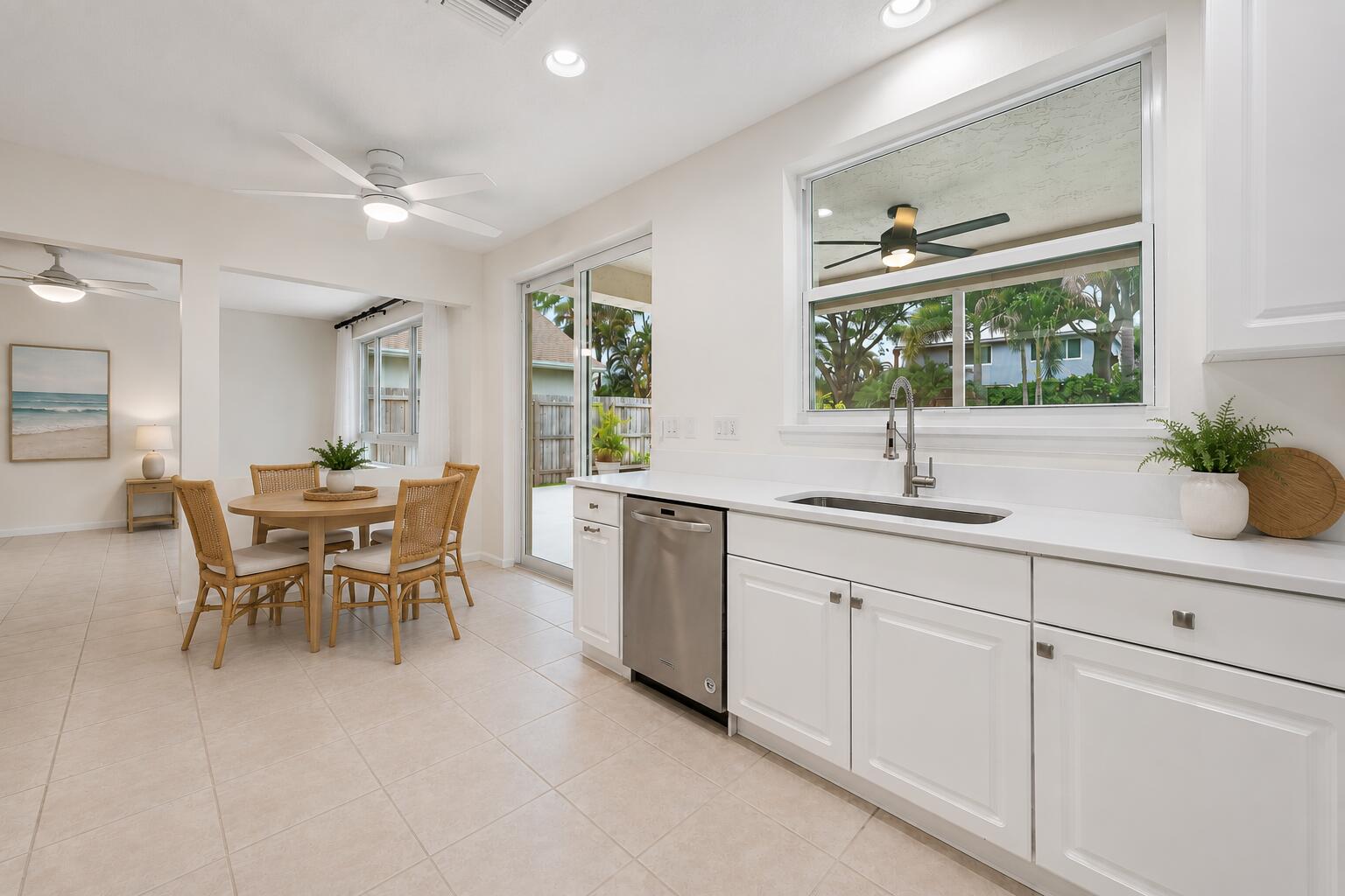 PALM POINTE AT MARTIN DOWNS (AKA MARTIN DOWNS PLAT - Residential