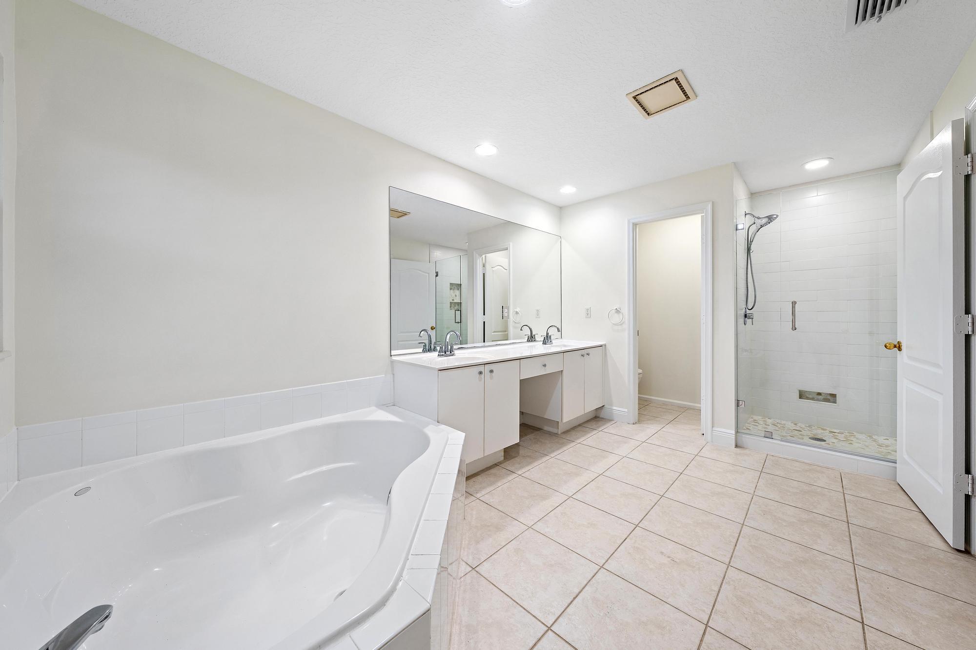 PALM POINTE AT MARTIN DOWNS (AKA MARTIN DOWNS PLAT - Residential