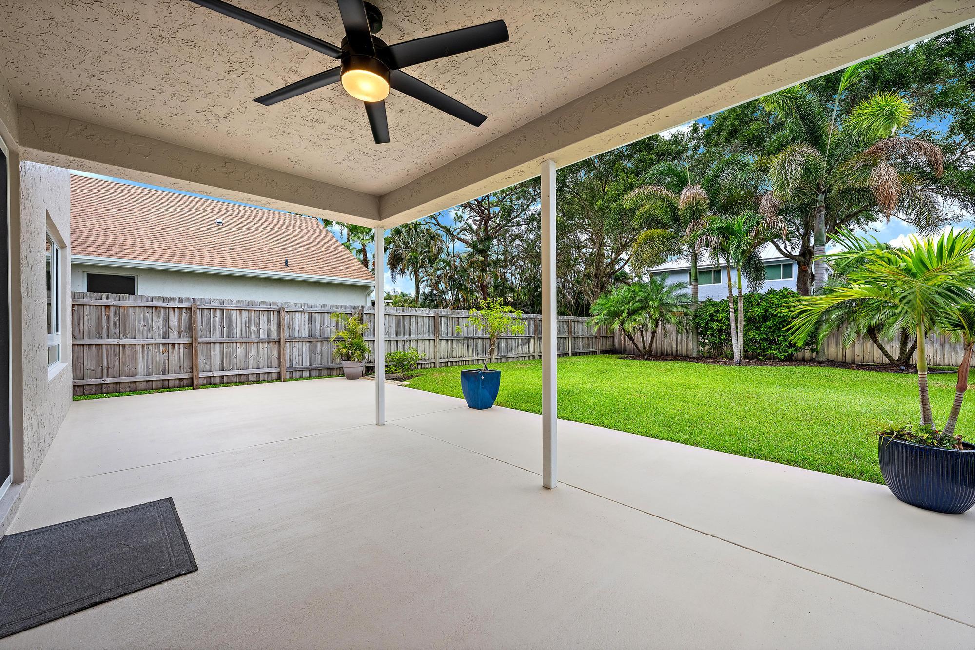 PALM POINTE AT MARTIN DOWNS (AKA MARTIN DOWNS PLAT - Residential