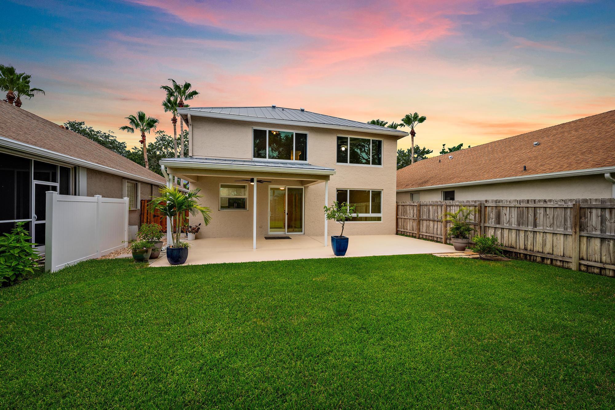 PALM POINTE AT MARTIN DOWNS (AKA MARTIN DOWNS PLAT - Residential