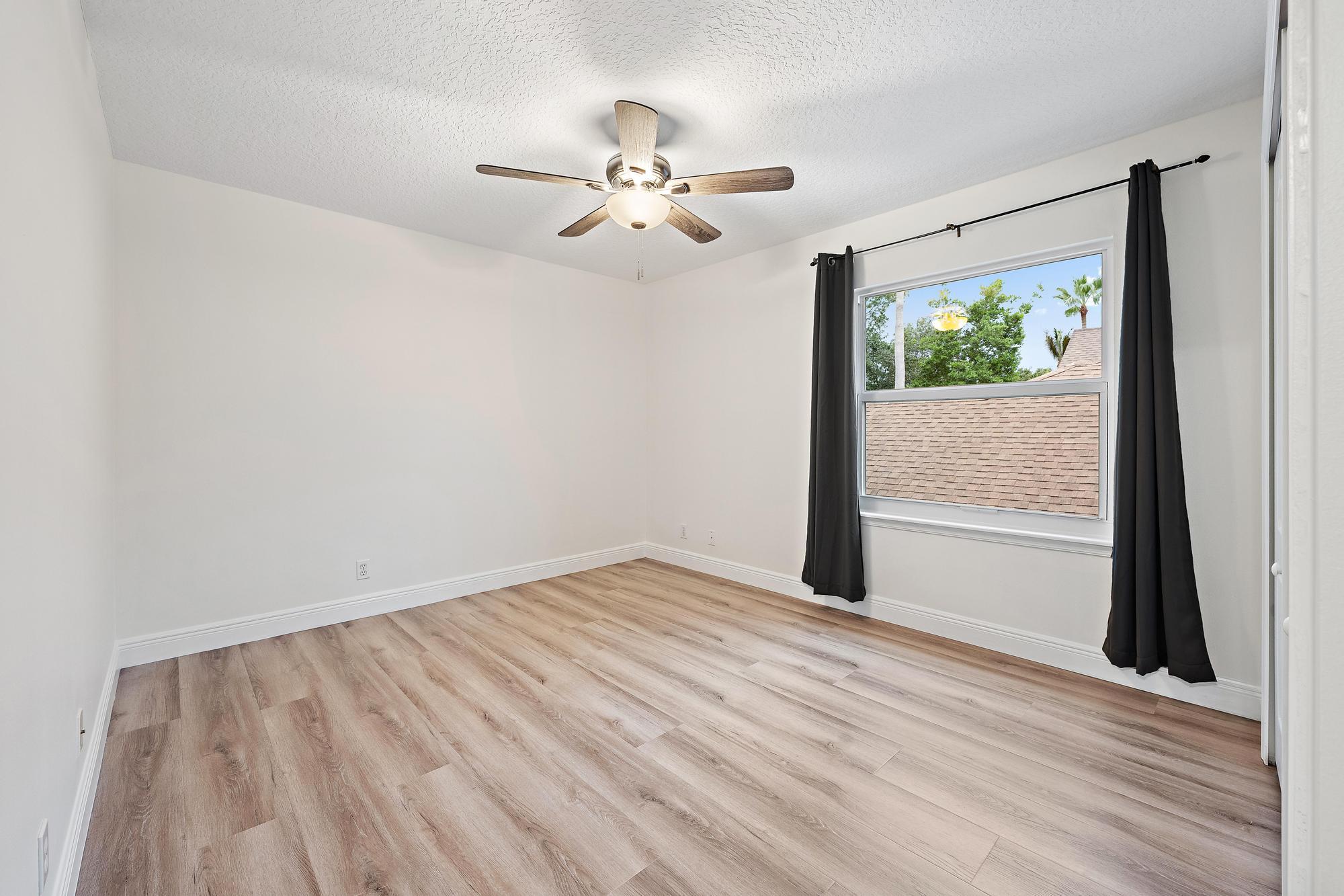 PALM POINTE AT MARTIN DOWNS (AKA MARTIN DOWNS PLAT - Residential