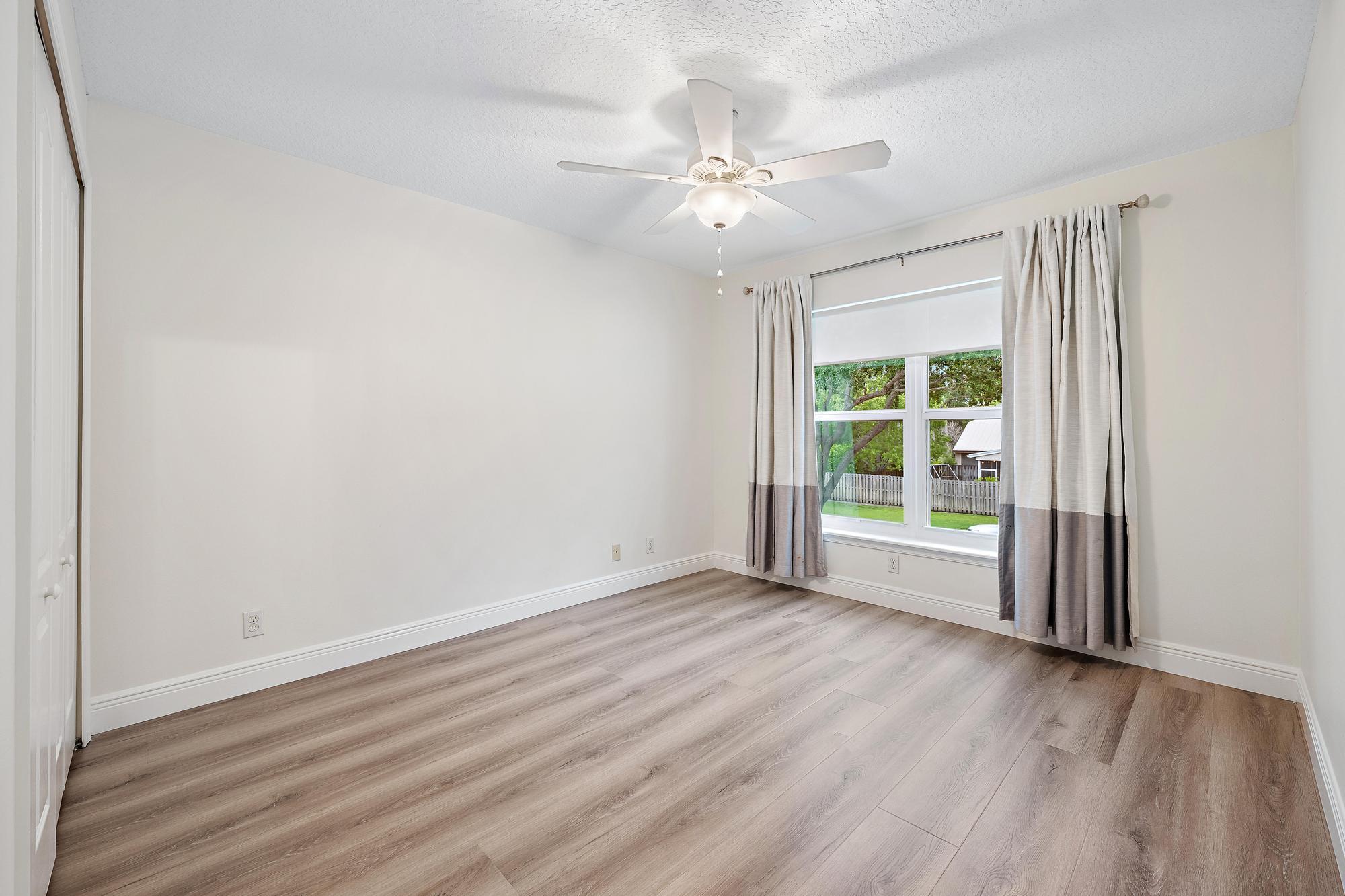 PALM POINTE AT MARTIN DOWNS (AKA MARTIN DOWNS PLAT - Residential