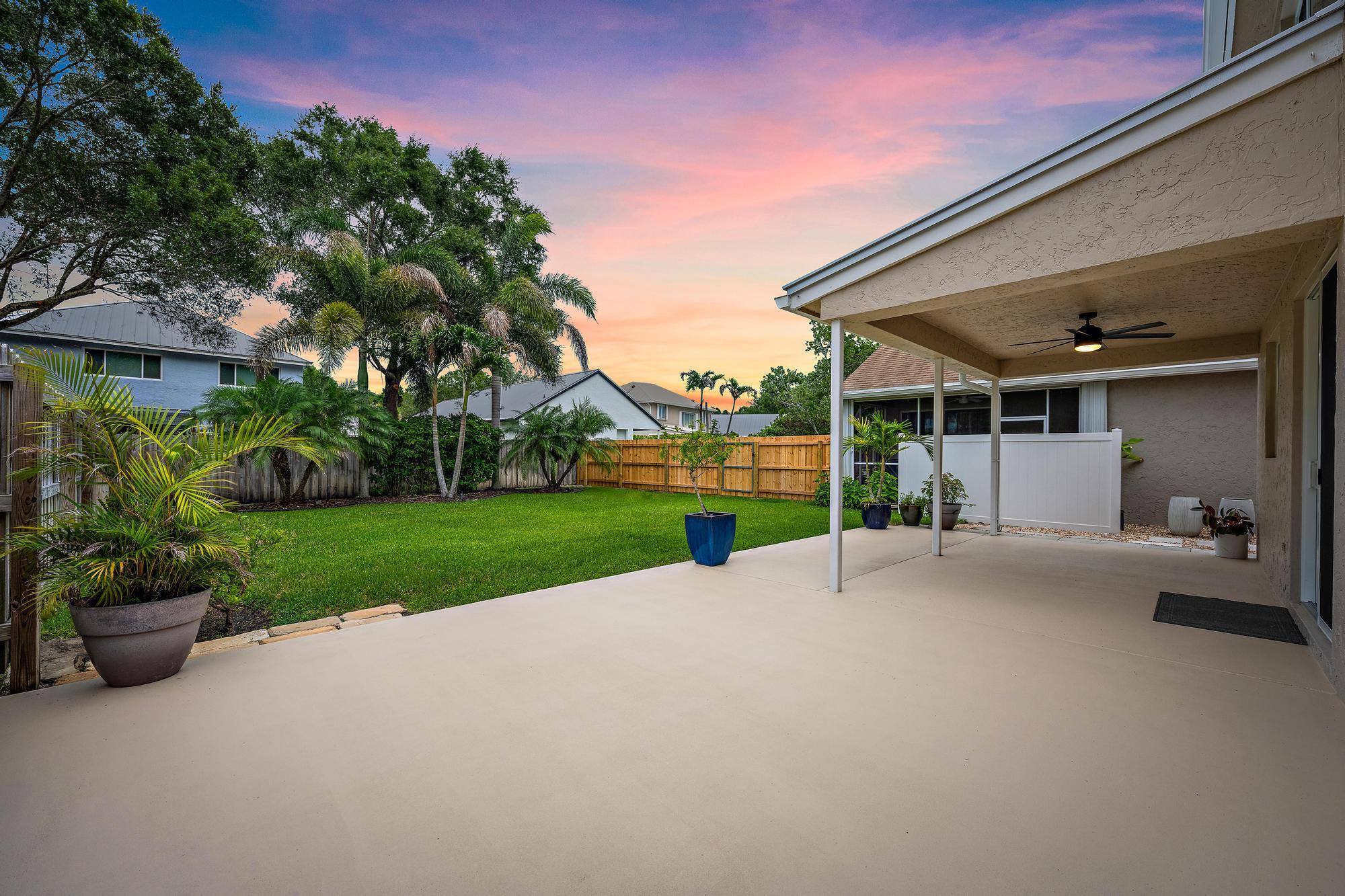 PALM POINTE AT MARTIN DOWNS (AKA MARTIN DOWNS PLAT - Residential