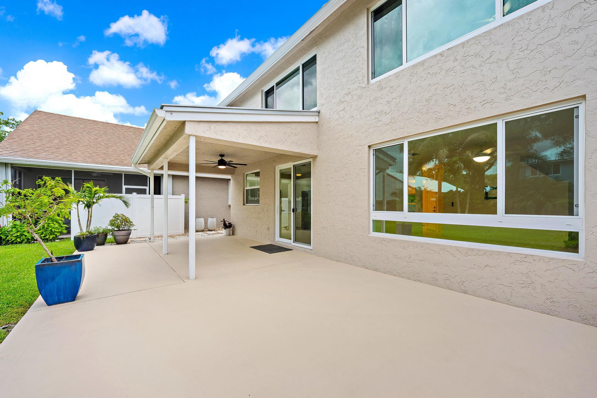 PALM POINTE AT MARTIN DOWNS (AKA MARTIN DOWNS PLAT - Residential