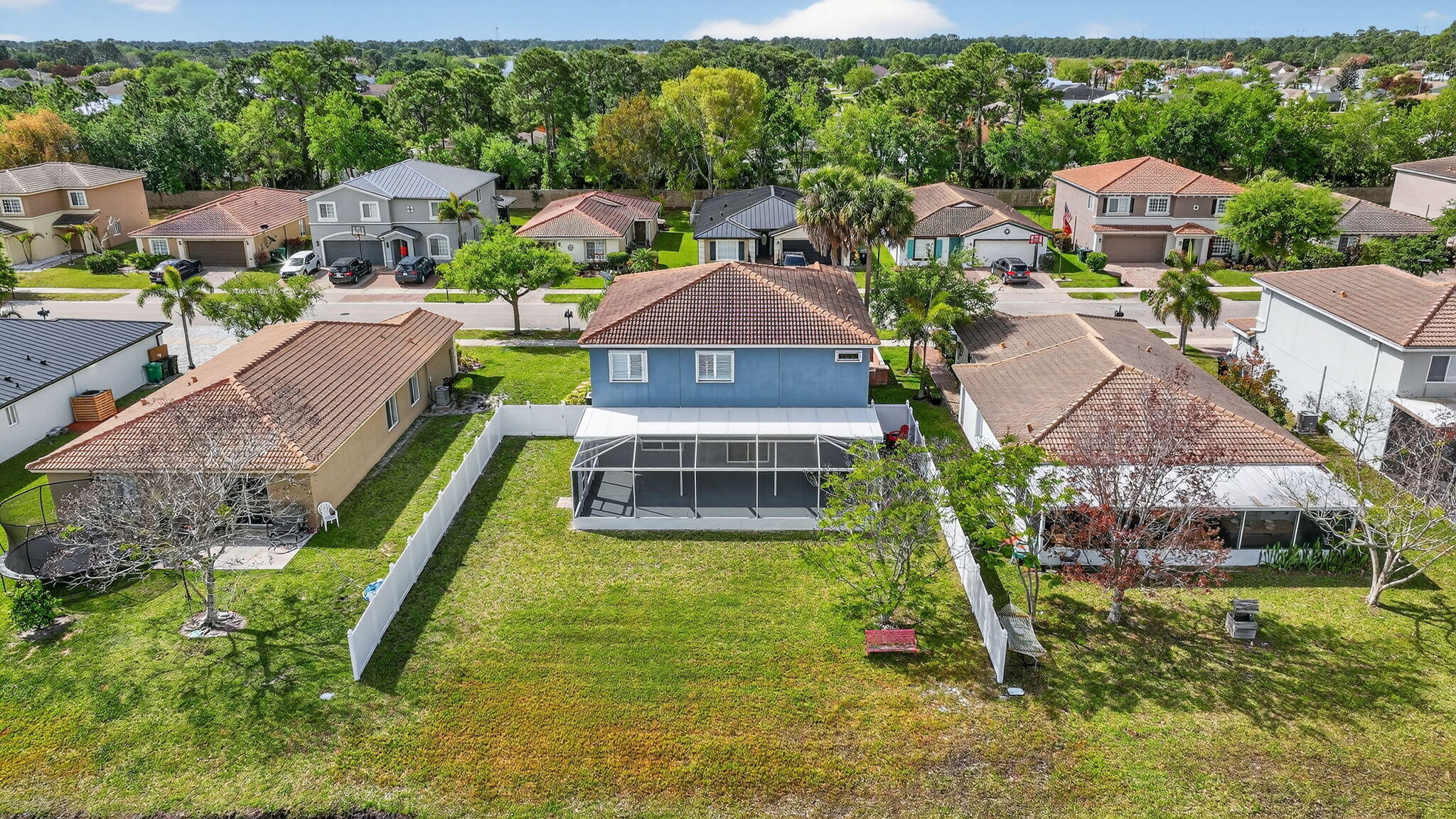 FOURTH  REPLAT OF PORTOFINO ISLES - Residential