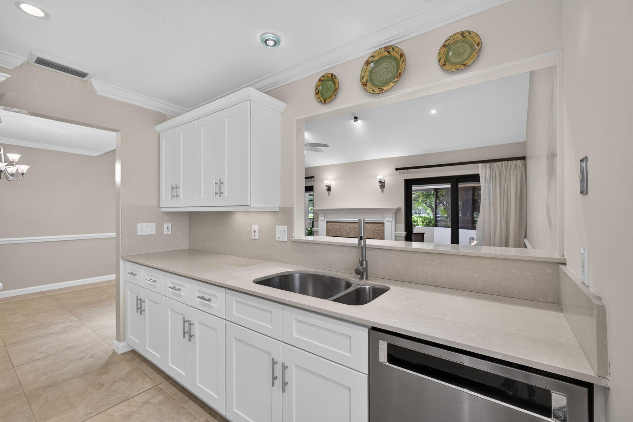 VILLAS OF THURSTON - Residential Lease