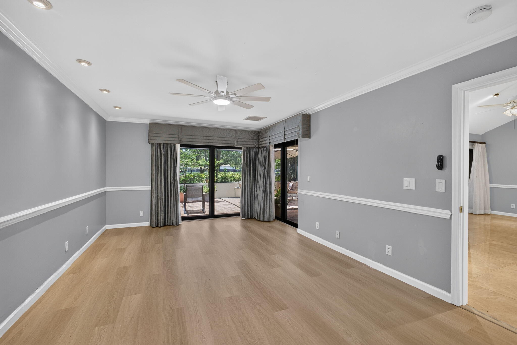 VILLAS OF THURSTON - Residential Lease