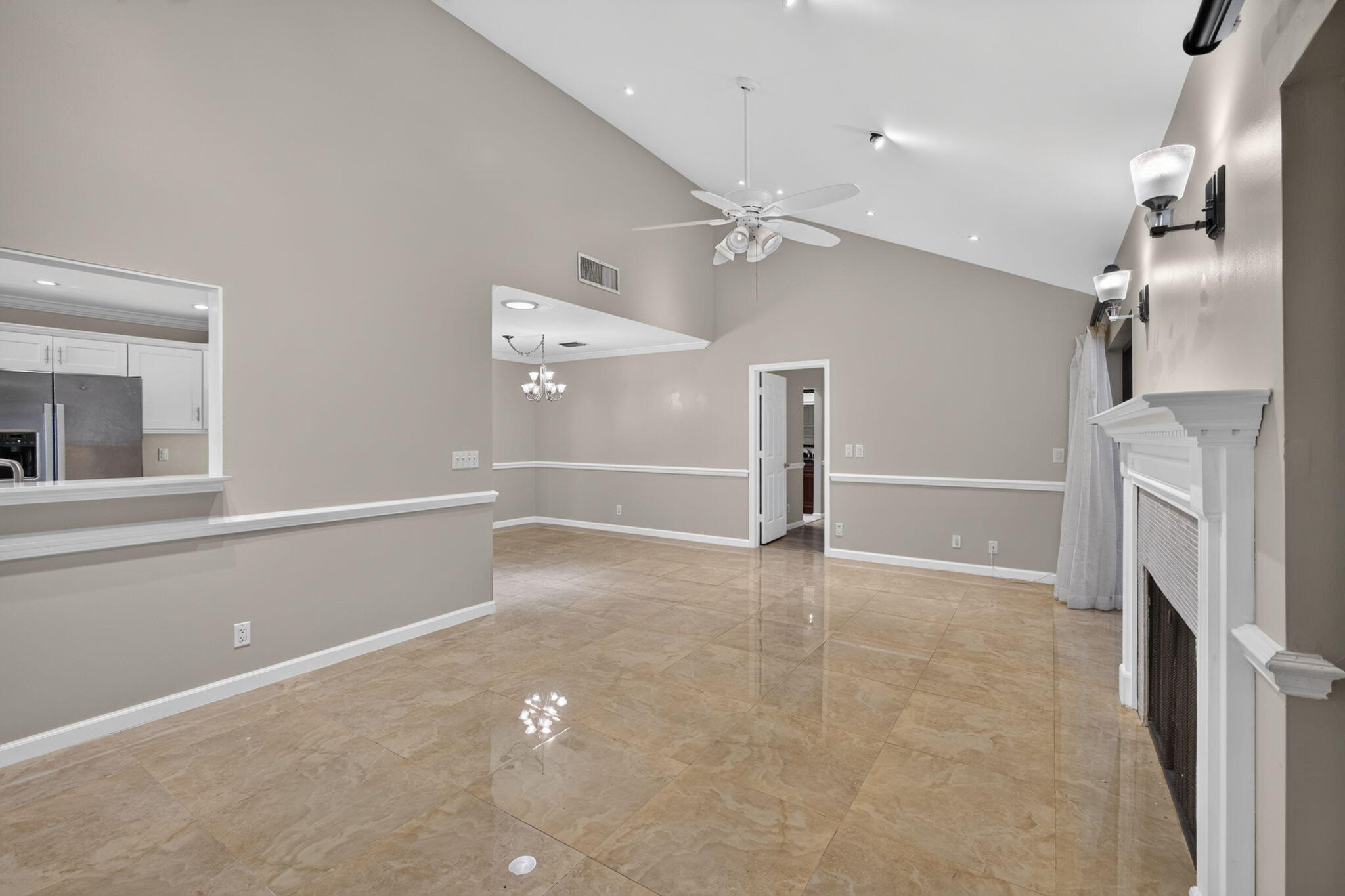 VILLAS OF THURSTON - Residential Lease