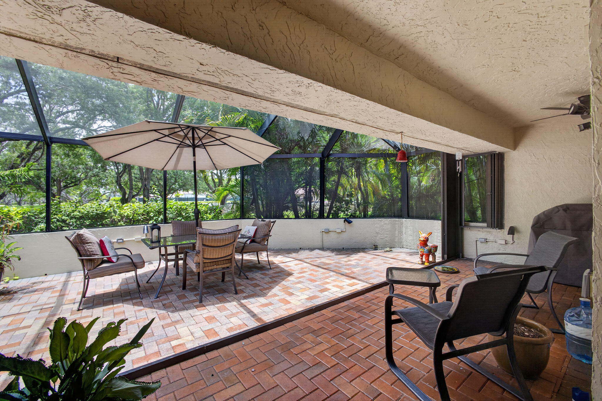 VILLAS OF THURSTON - Residential Lease