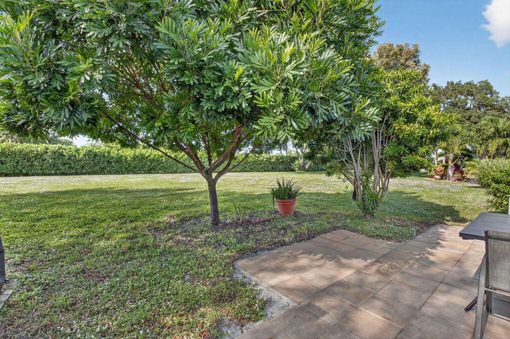 HIGH POINT OF DELRAY SEC 6 CONDO - Residential