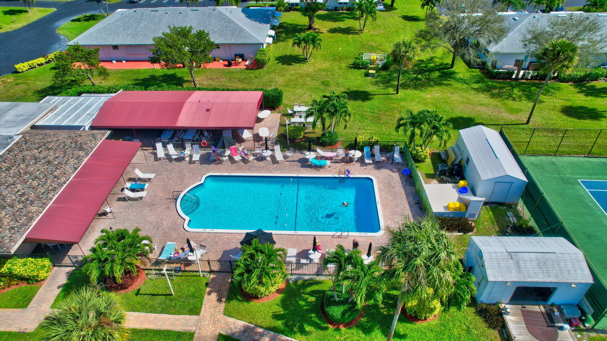 HIGH POINT OF DELRAY SEC 6 CONDO - Residential