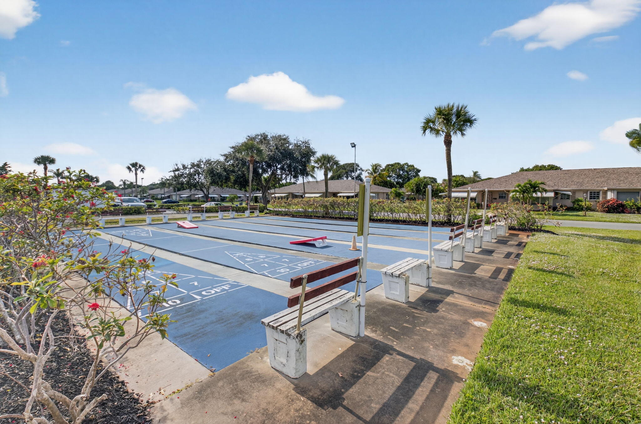 HIGH POINT OF DELRAY SEC 6 CONDO - Residential