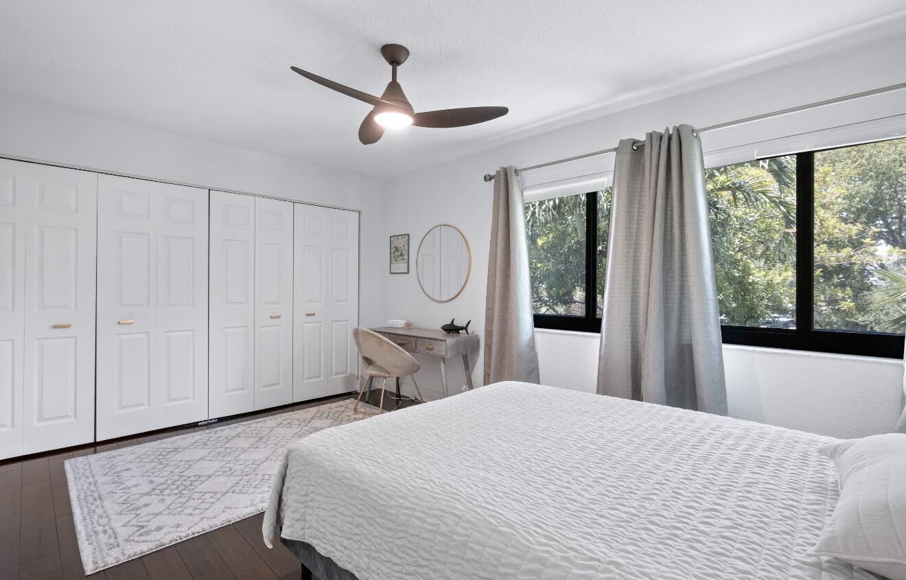COBBLE EAST CONDO - Residential