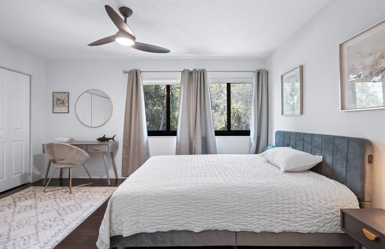 COBBLE EAST CONDO - Residential