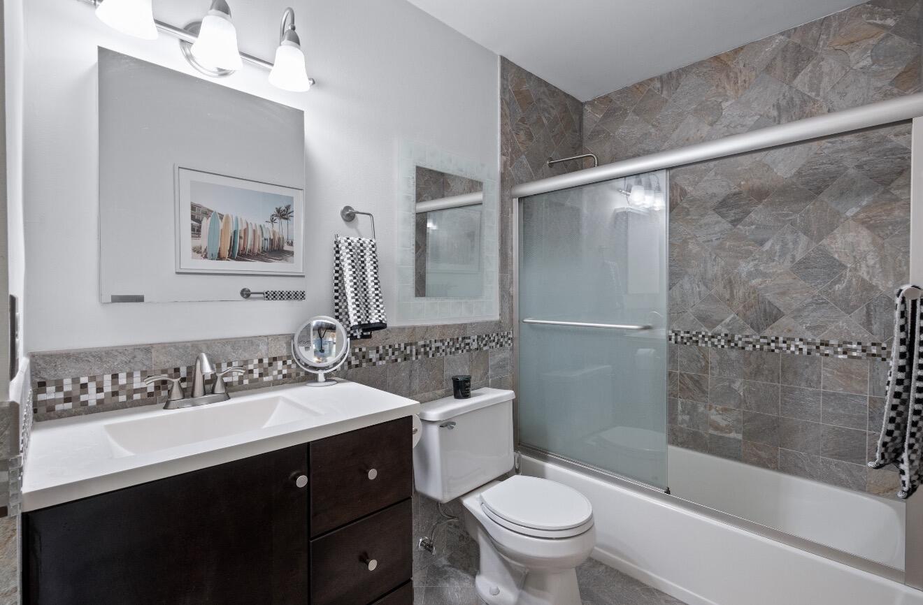 COBBLE EAST CONDO - Residential