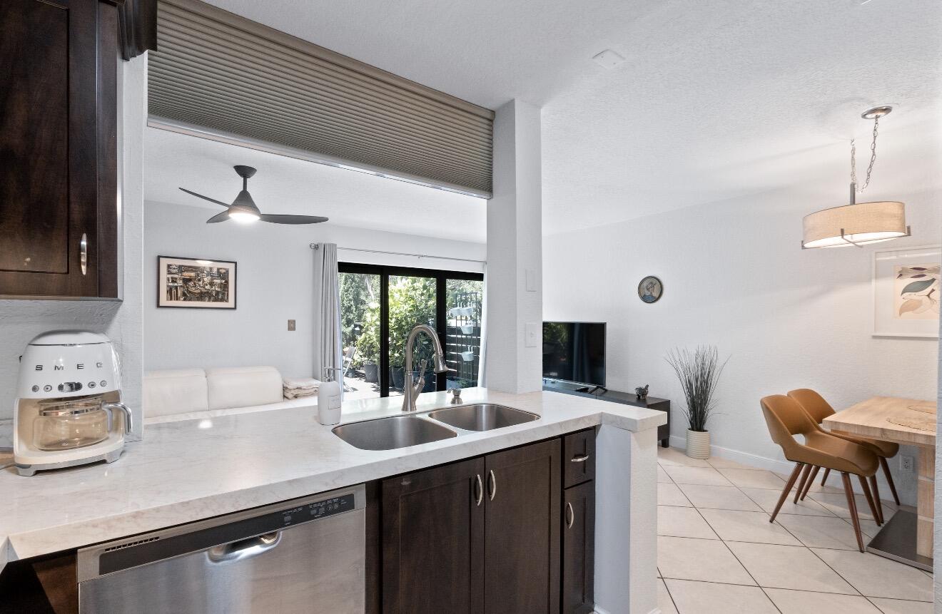 COBBLE EAST CONDO - Residential