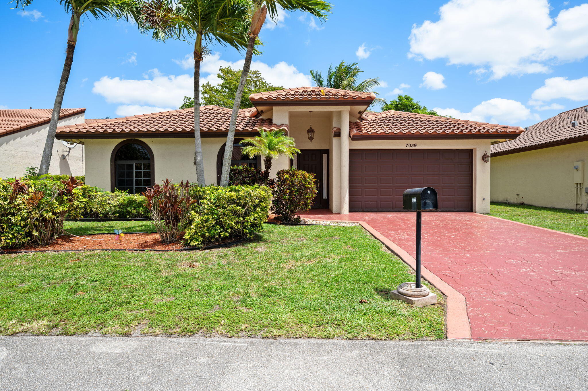 WOODMONT TRACT 71 - Residential