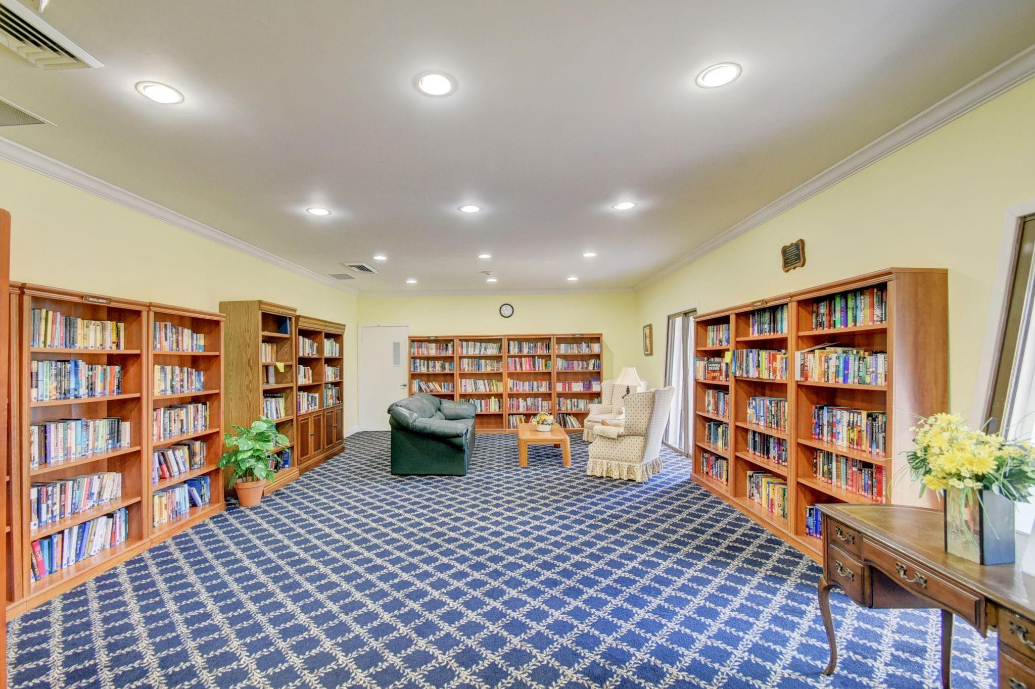 COVERED BRIDGE CONDO - Residential