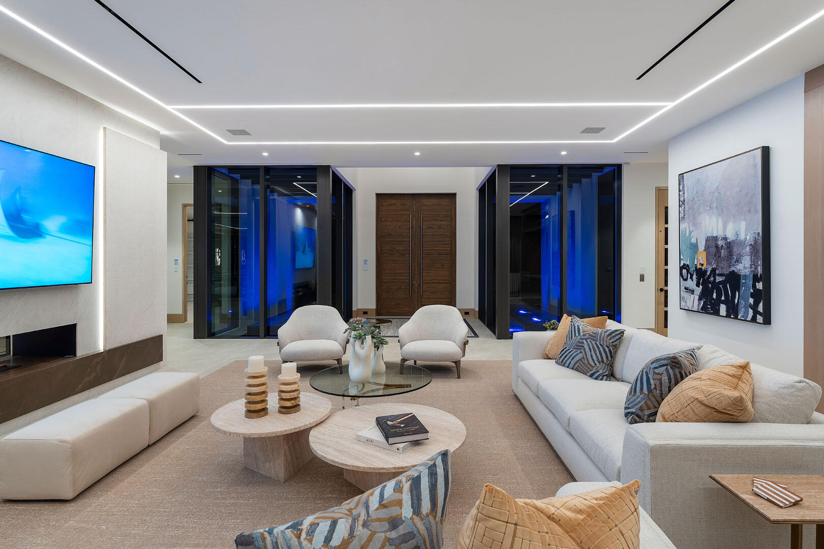 ROYAL PALM YACHT & COUNTRY CLUB - Residential