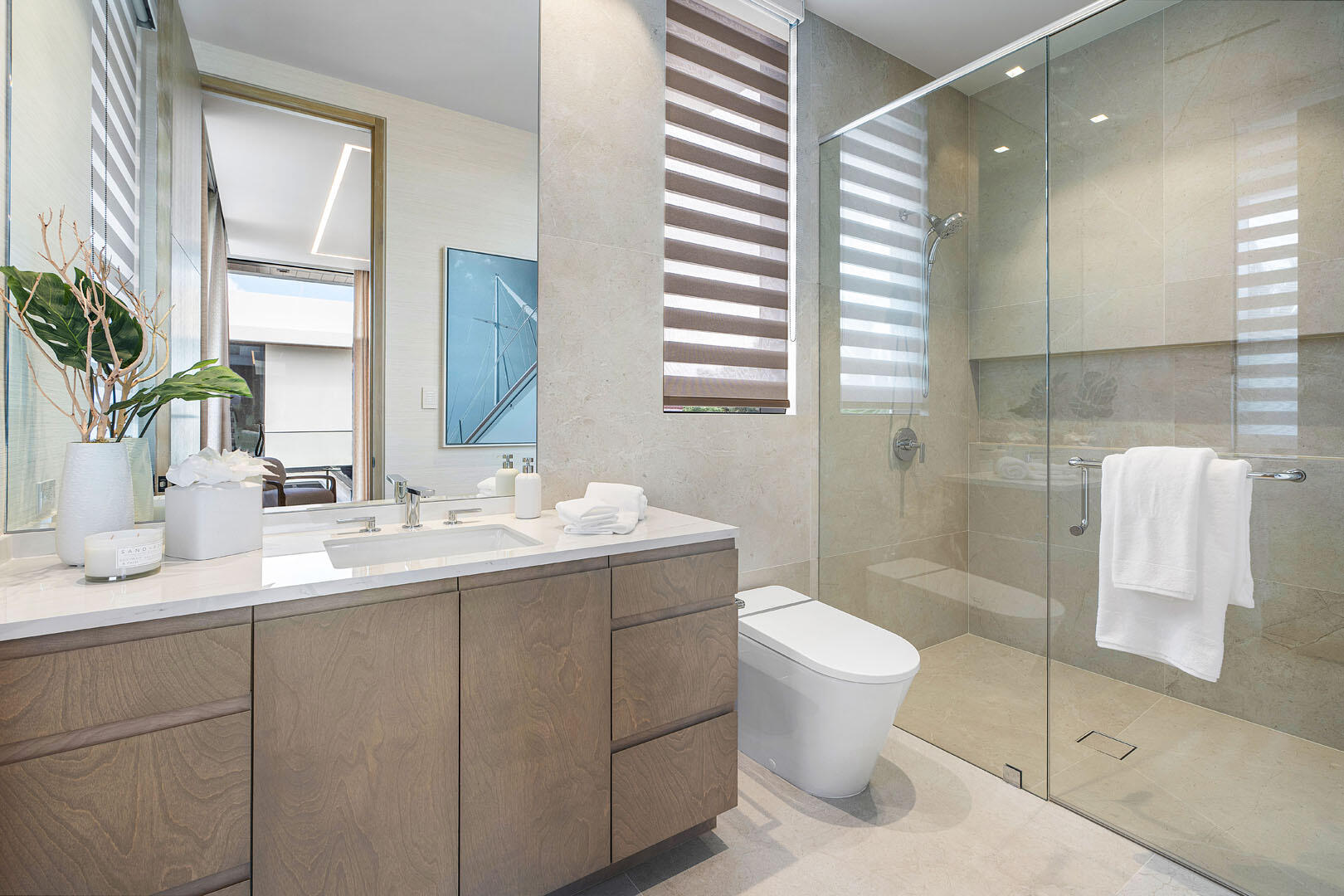 ROYAL PALM YACHT & COUNTRY CLUB - Residential