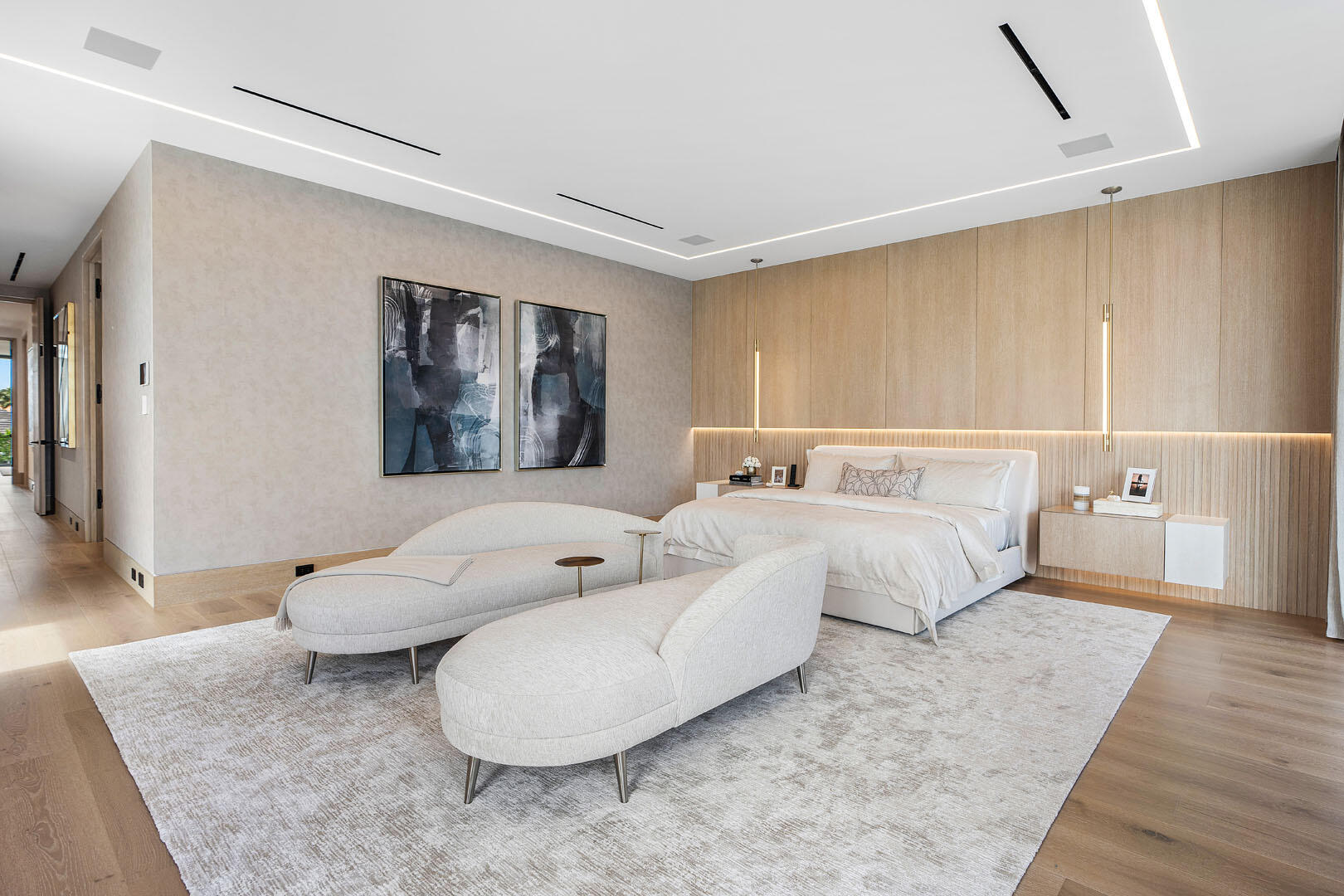 ROYAL PALM YACHT & COUNTRY CLUB - Residential