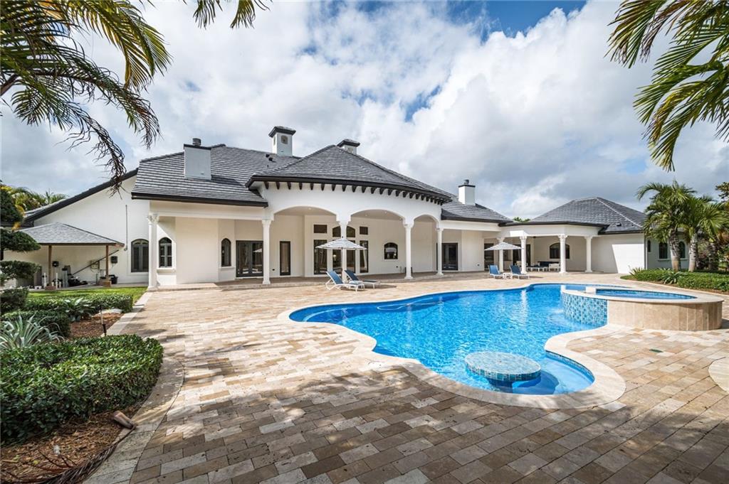 SUNSHINE RANCHES - Residential