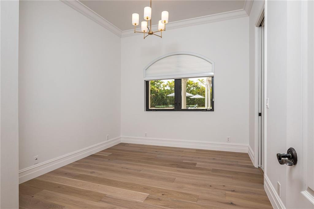 SUNSHINE RANCHES - Residential