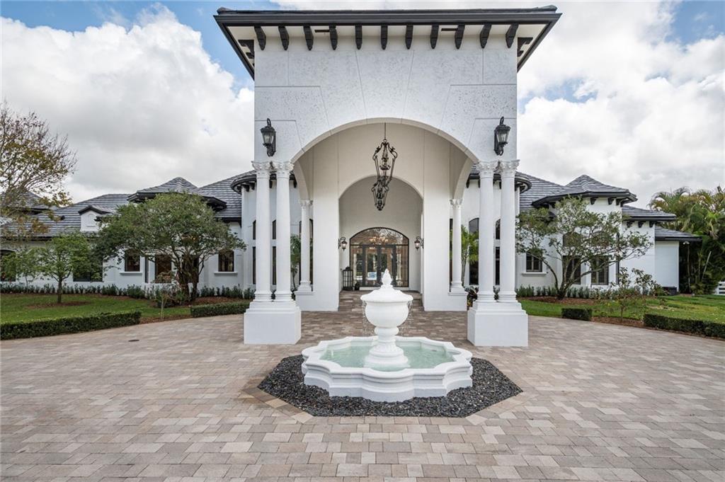 SUNSHINE RANCHES - Residential