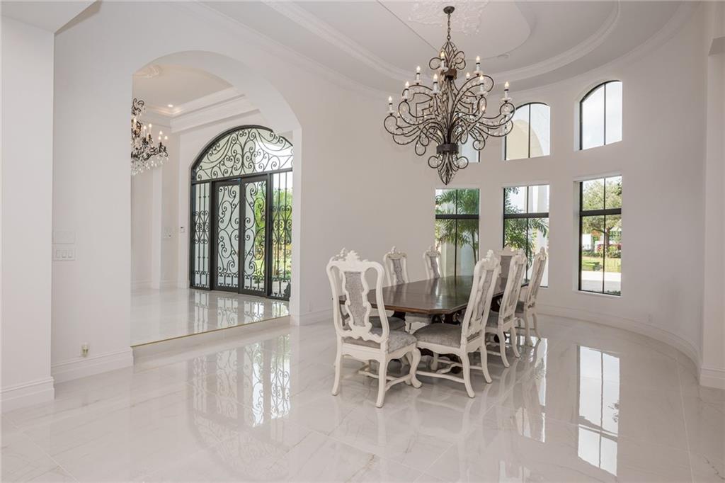 SUNSHINE RANCHES - Residential