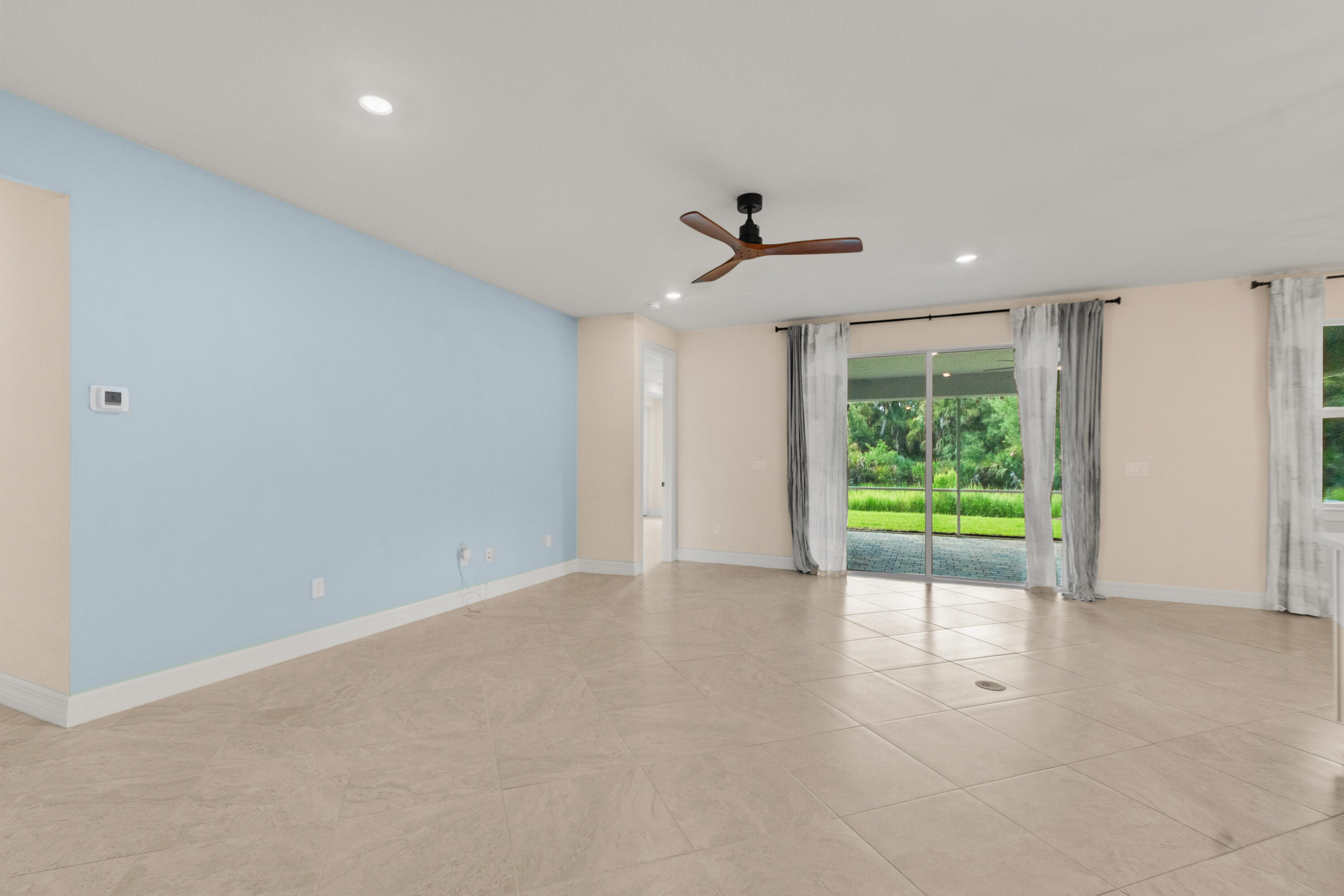 PULTE AT TRADITION PHASE 1 - Residential