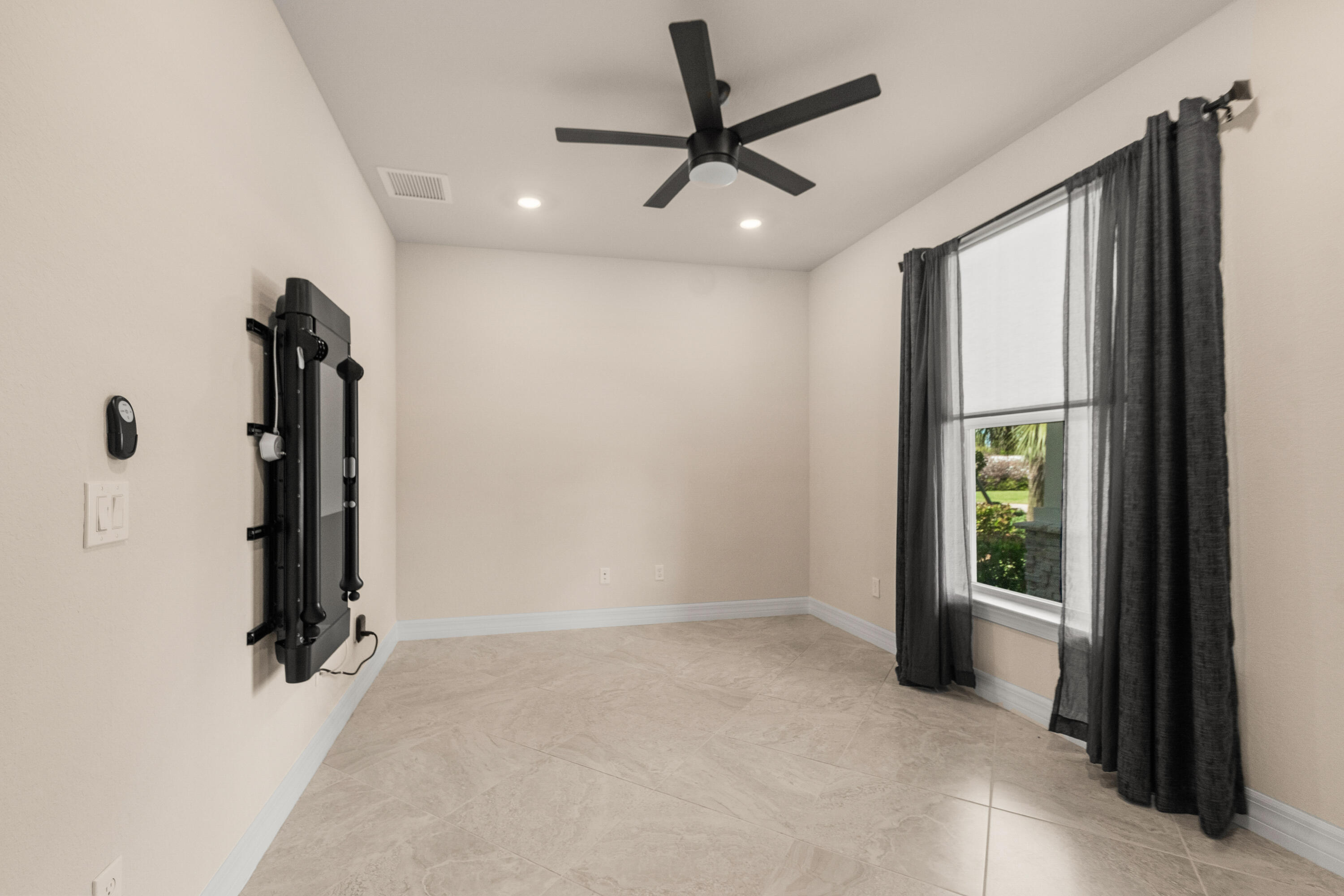 PULTE AT TRADITION PHASE 1 - Residential