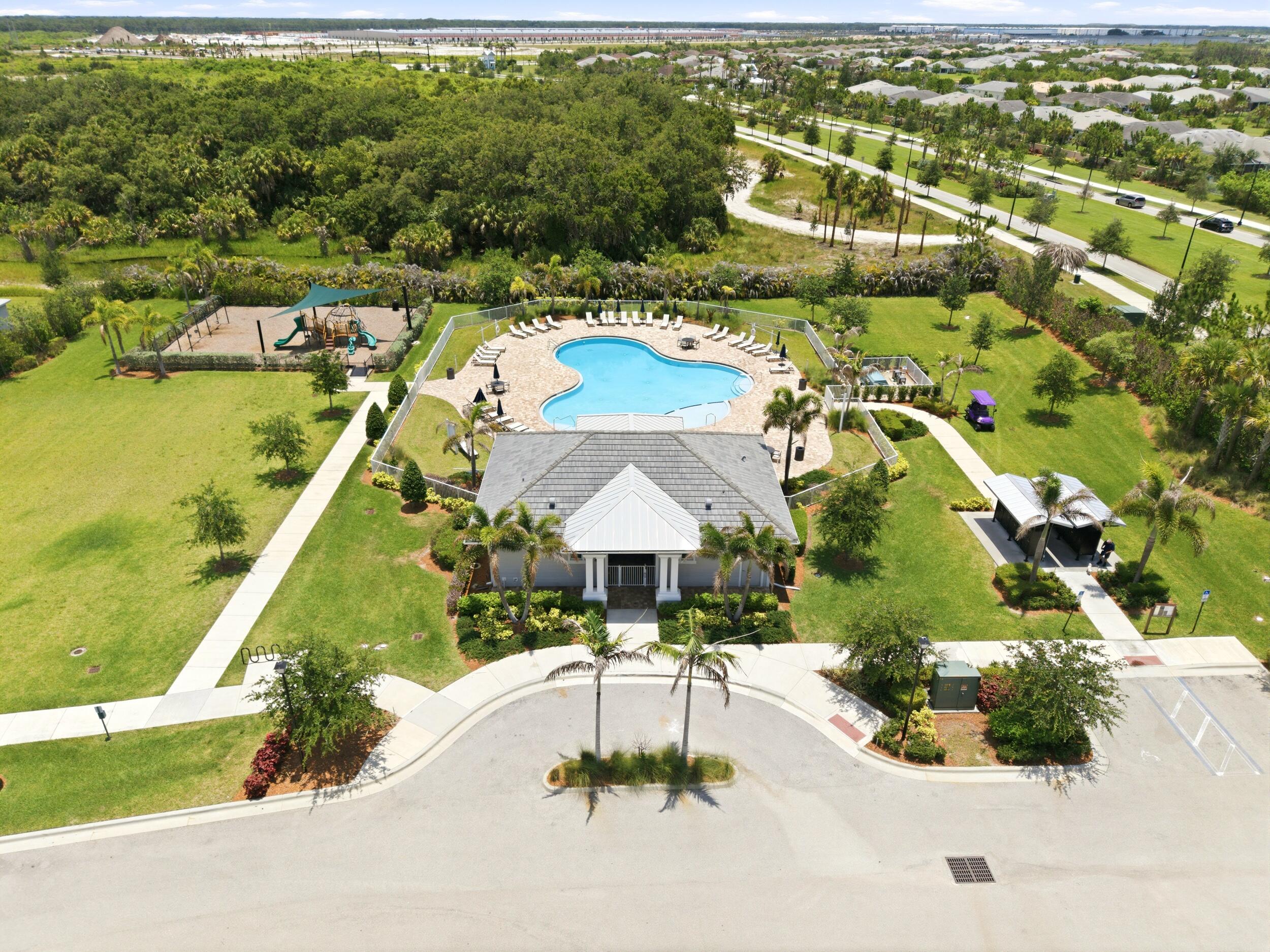 PULTE AT TRADITION PHASE 1 - Residential