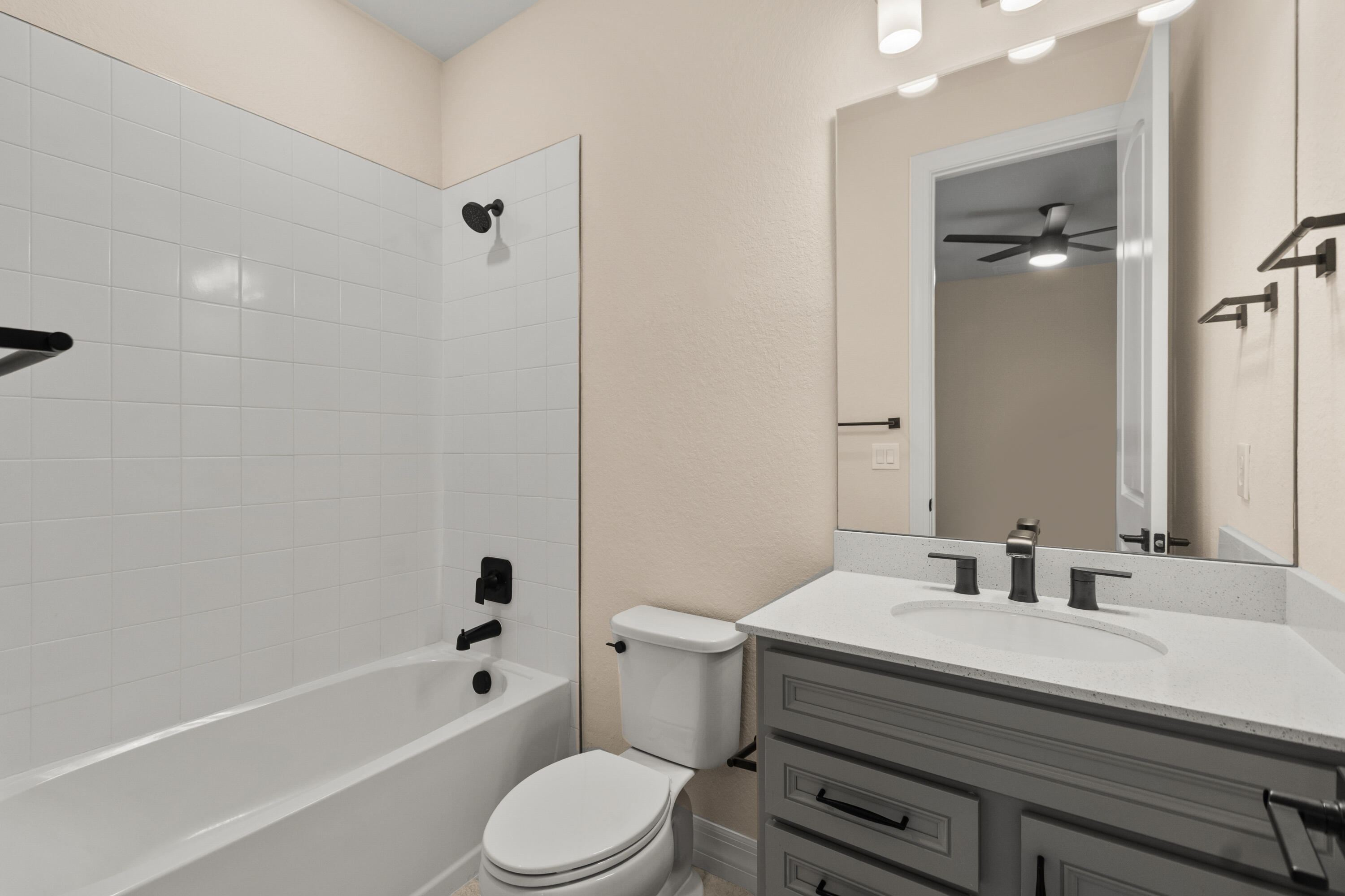PULTE AT TRADITION PHASE 1 - Residential