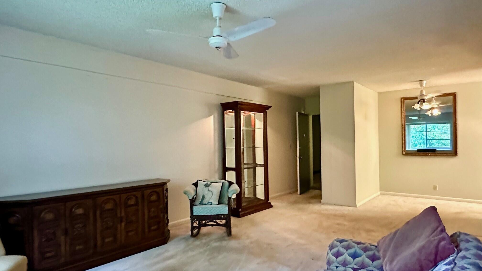 OAKLAND GROVE VILLAGE CONDO - Residential