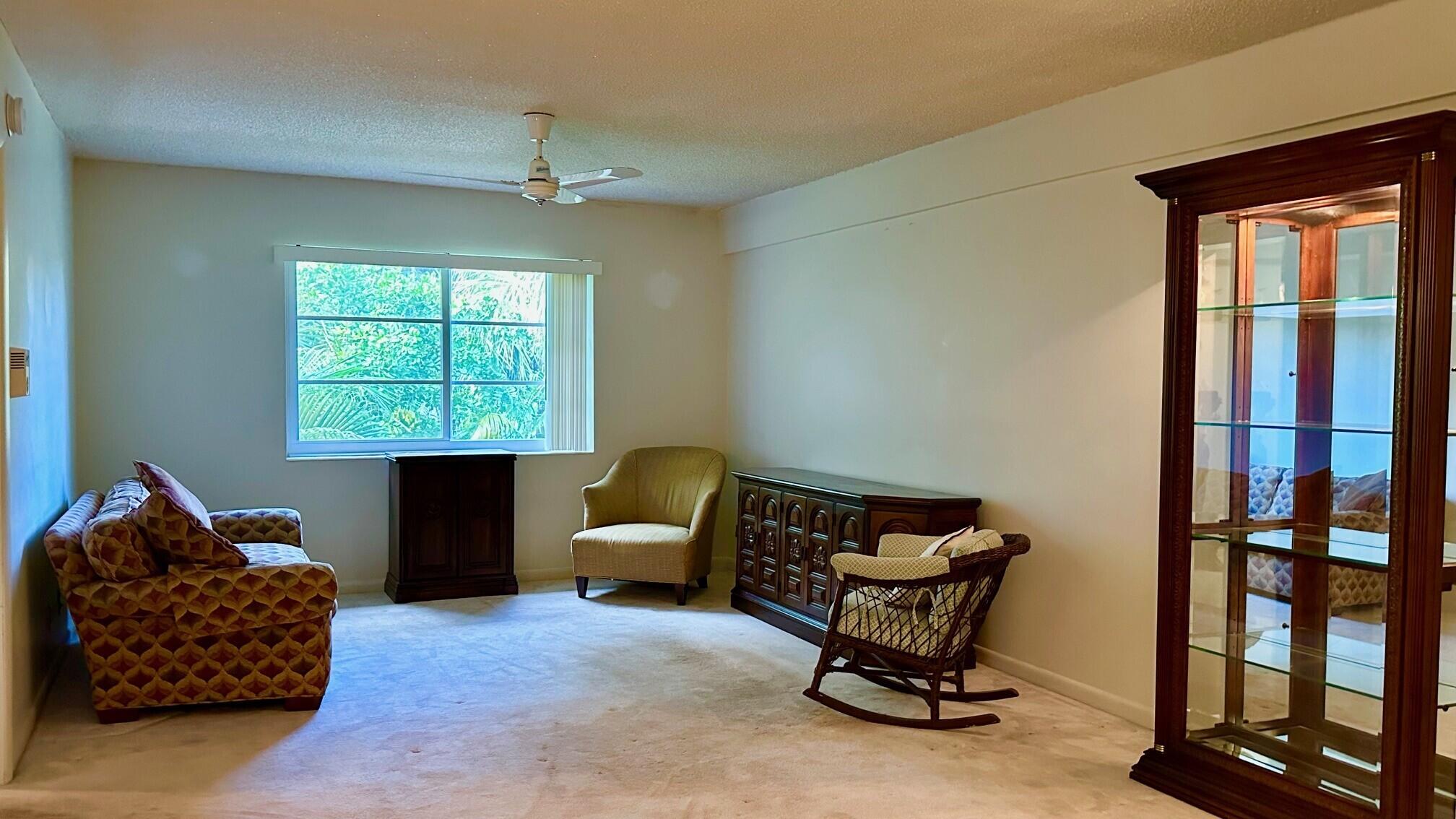 OAKLAND GROVE VILLAGE CONDO - Residential