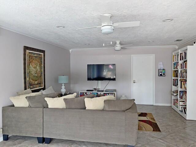 OAKLAND GROVE VILLAGE CONDO - Residential