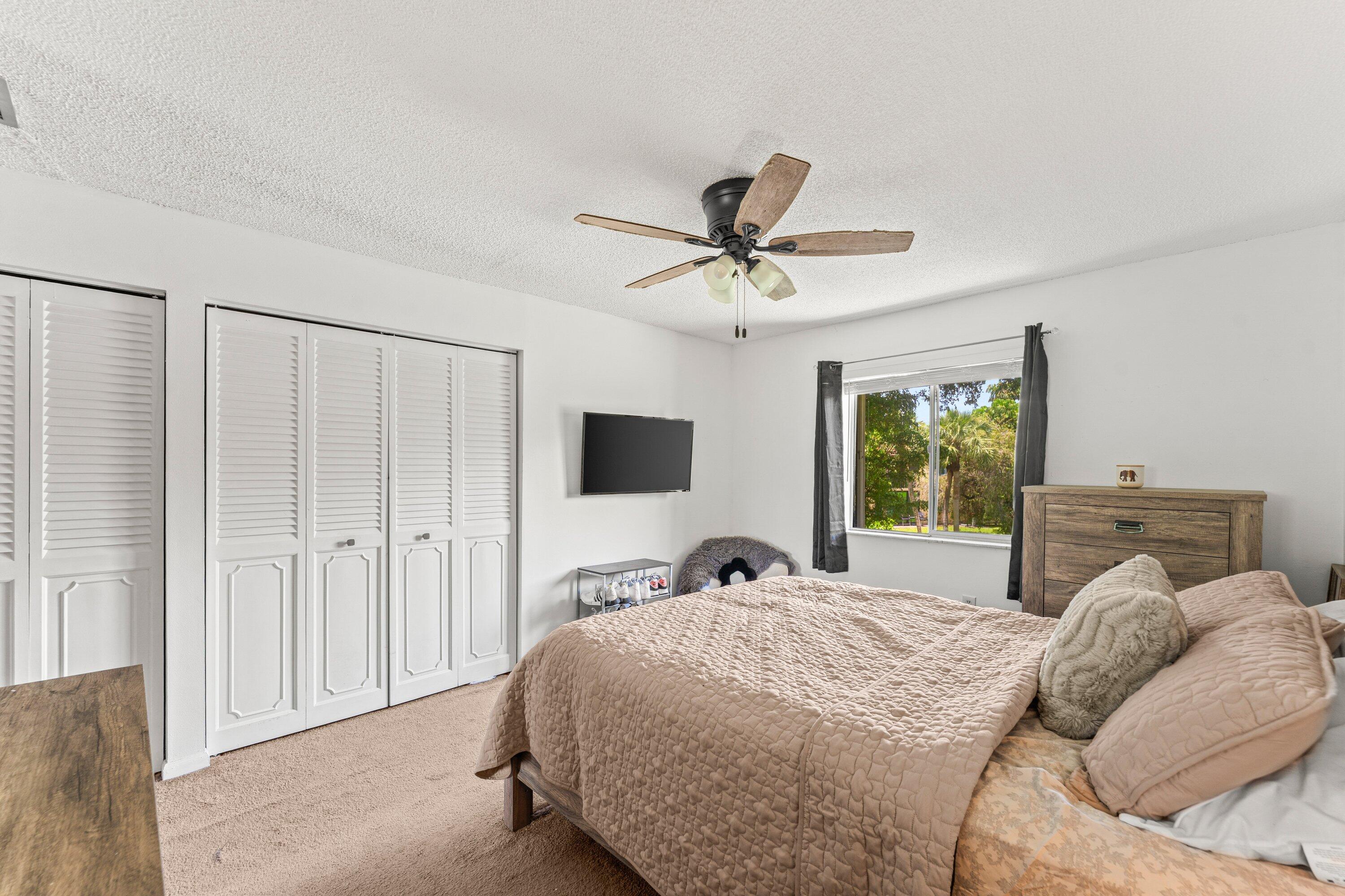 BOCA TERRACE CONDO PH I AND II OR261 - Residential Lease