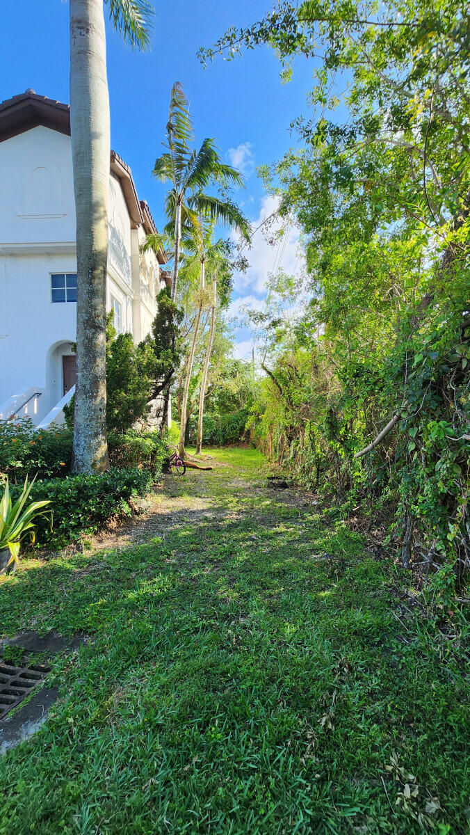 BOARDWALK AT VIZCAYA CONDO - Residential