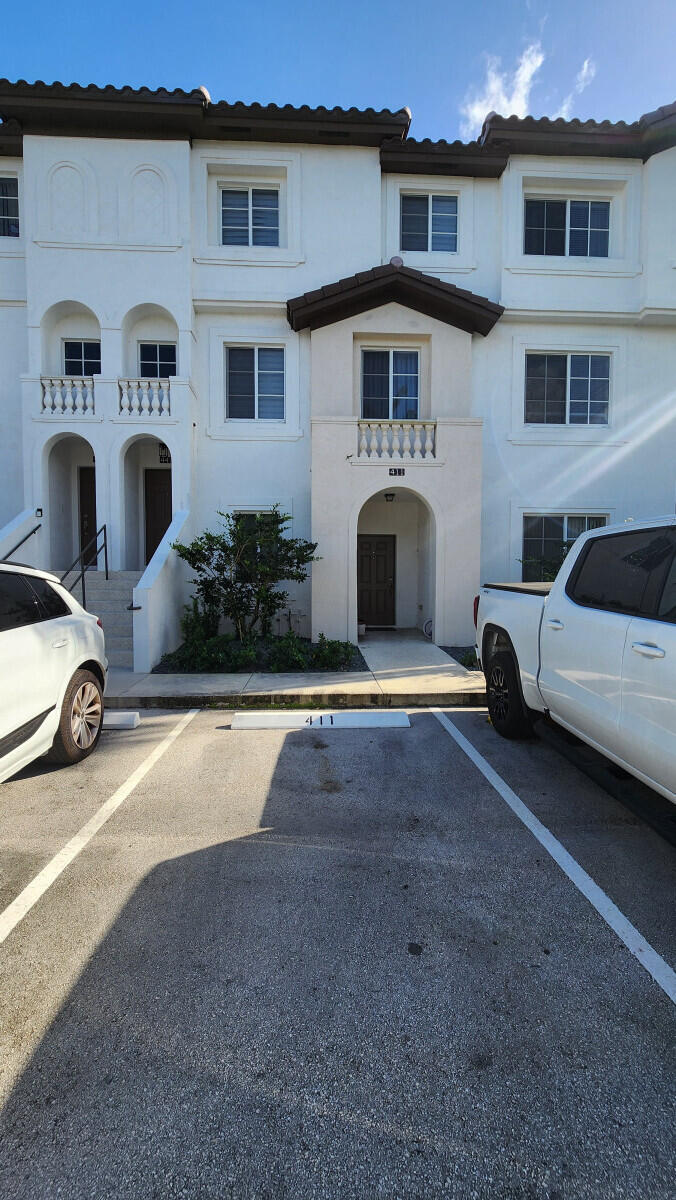 BOARDWALK AT VIZCAYA CONDO - Residential