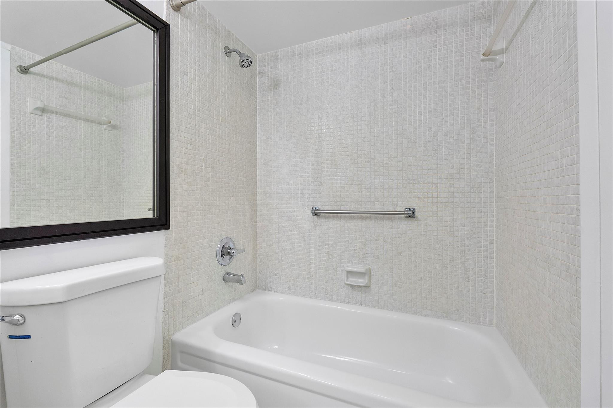 MANSFIELD AT CENTURY VILLAGE CONDO - Residential Lease