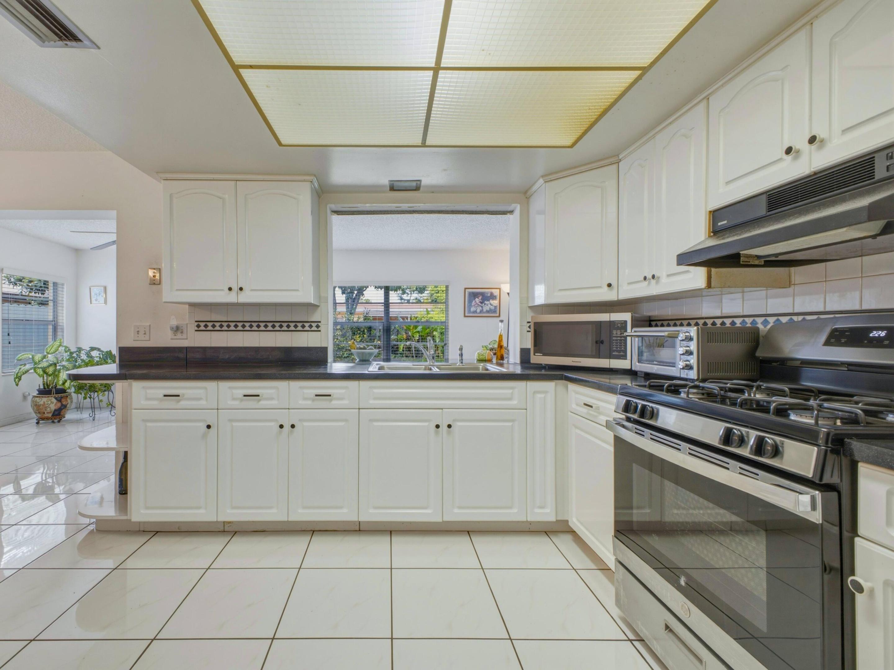 SUNRISE GOLF VILLAGE SEC 20 - Residential