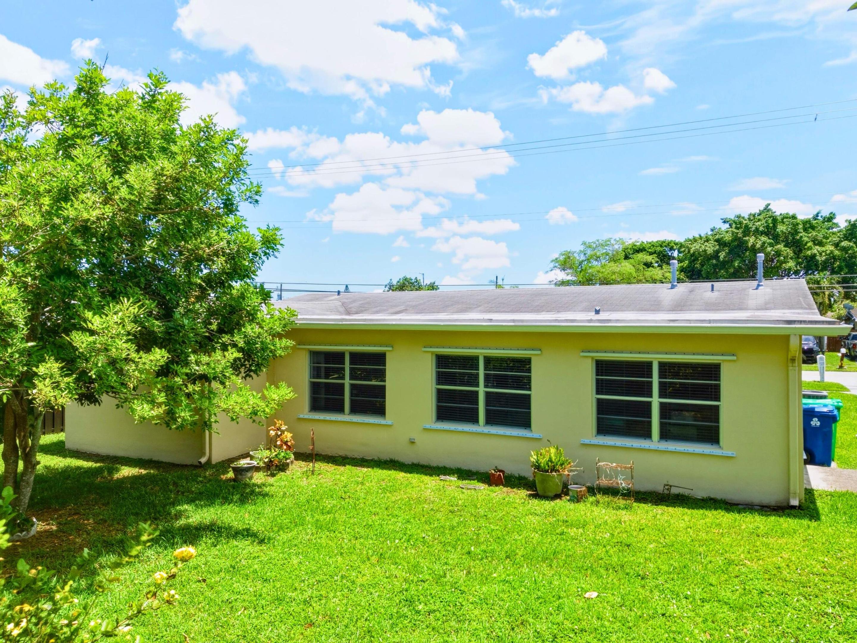 SUNRISE GOLF VILLAGE SEC 20 - Residential