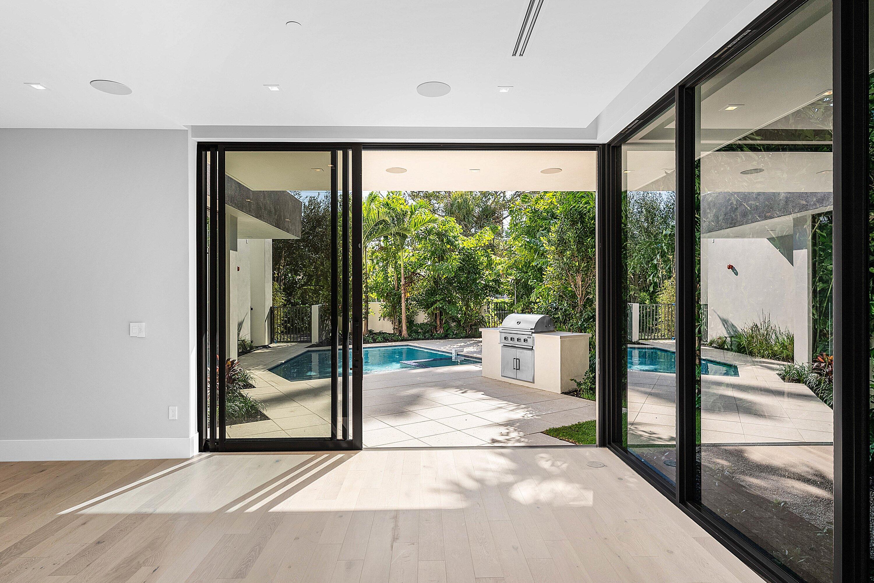 ANDREWS AVENUE TOWNHOMES - Residential